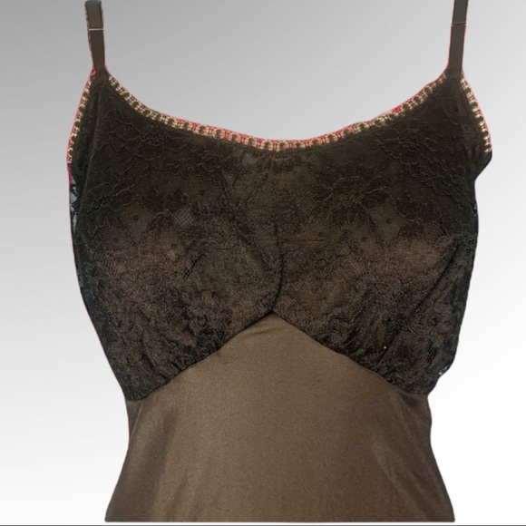 💥SOLD💥🥷 🌸 50’s Vanity Fair Lace Slip Dress/Chemise with Pleated Hem - Picture 4 of 8